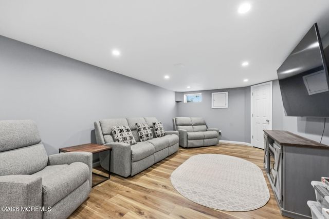 575 Garfield Avenue, Belford, NJ 07718
