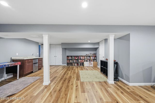 575 Garfield Avenue, Belford, NJ 07718