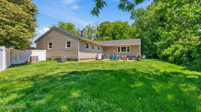 575 Garfield Avenue, Belford, NJ 07718