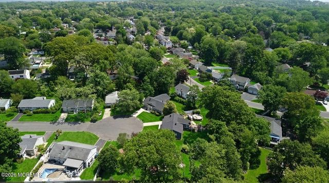 575 Garfield Avenue, Belford, NJ 07718