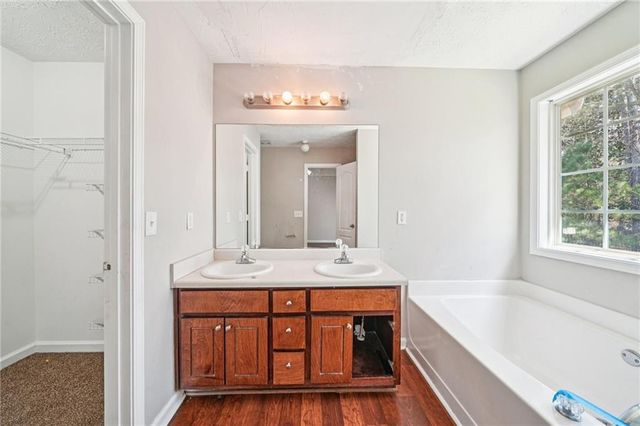 141 Longstreet Circle, Oxford, GA 30054