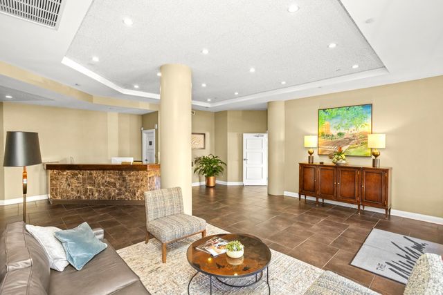 110 31st Ave N Apt 303, Nashville, TN 37203