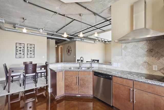 150 Bee Street 402, Charleston, SC 29401