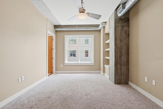 150 Bee Street 402, Charleston, SC 29401