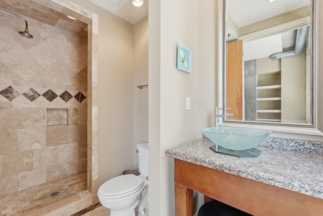 150 Bee Street 402, Charleston, SC 29401