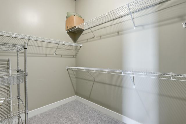 150 Bee Street 402, Charleston, SC 29401