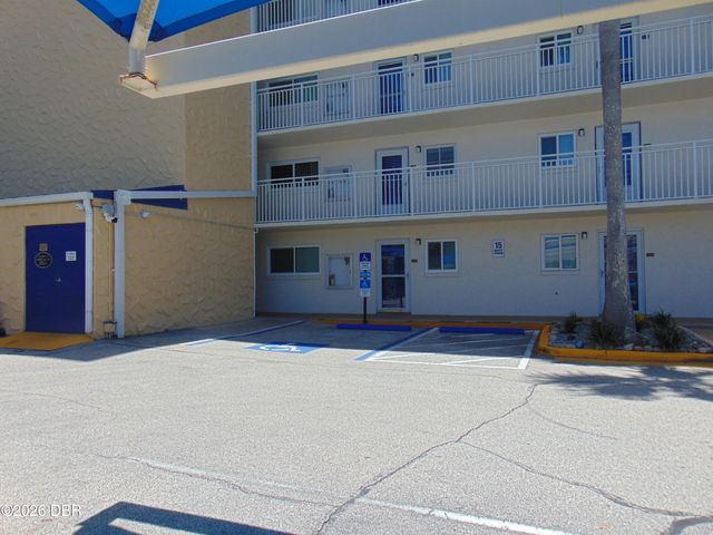 145 N Halifax Ave Apt 109, Daytona Beach, FL 32118