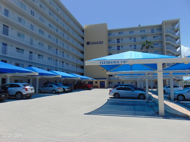 145 N Halifax Ave Apt 109, Daytona Beach, FL 32118