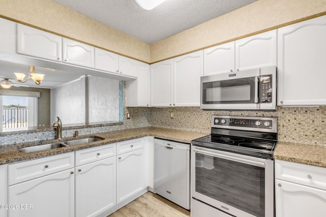 145 N Halifax Ave Apt 109, Daytona Beach, FL 32118