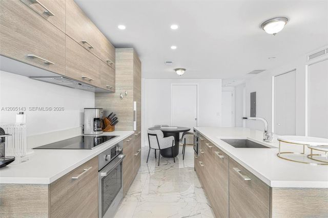 650 NE 32nd St 4903, Miami, FL 33137