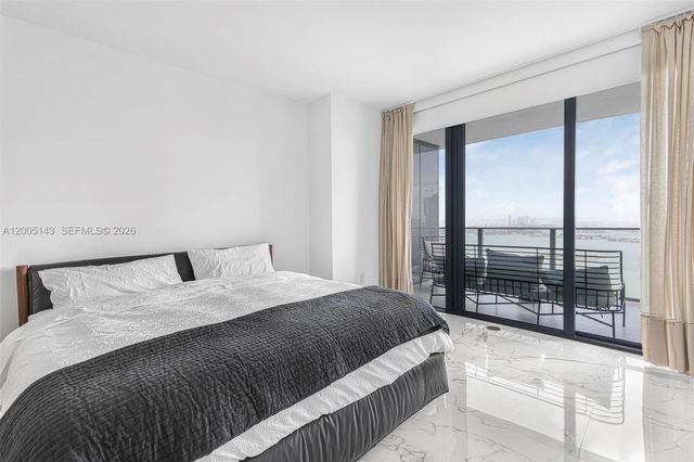 650 NE 32nd St 4903, Miami, FL 33137