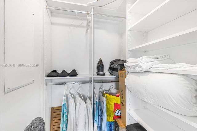 650 NE 32nd St 4903, Miami, FL 33137