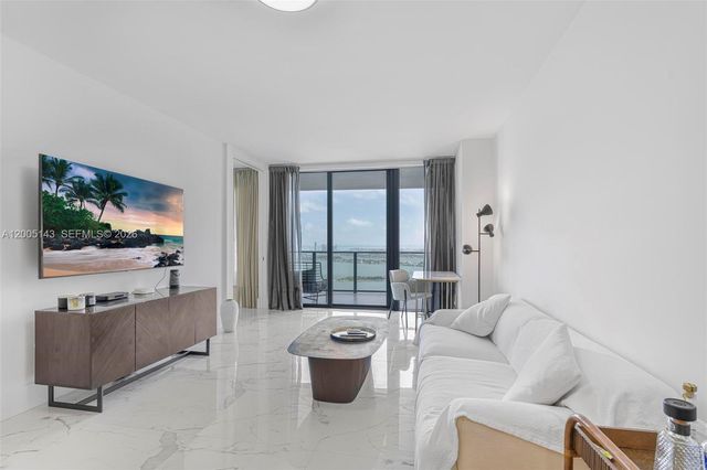 650 NE 32nd St 4903, Miami, FL 33137