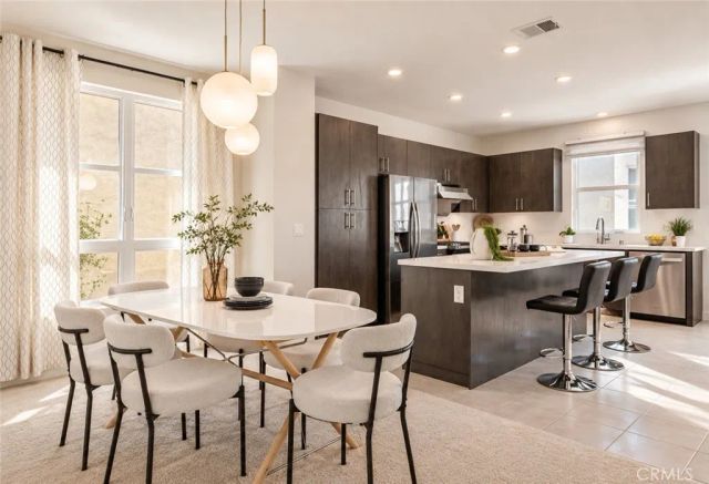 2700 E Chaucer Street 41, Los Angeles, CA 90065
