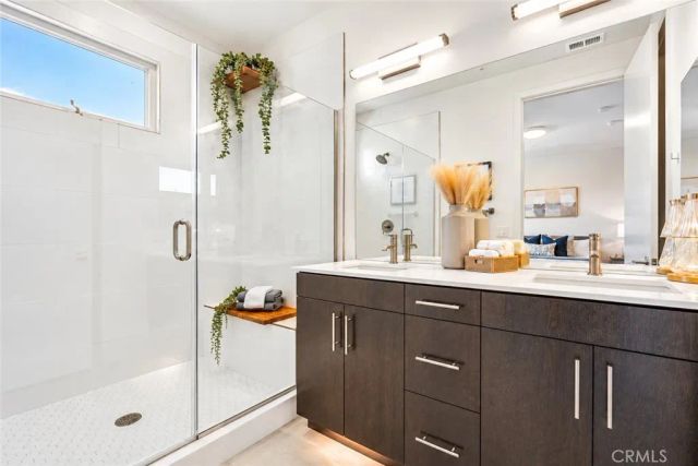 2700 E Chaucer Street 41, Los Angeles, CA 90065