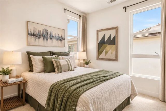 2700 E Chaucer Street 41, Los Angeles, CA 90065