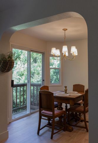 40 American River Canyon Dr, Folsom, CA 95630
