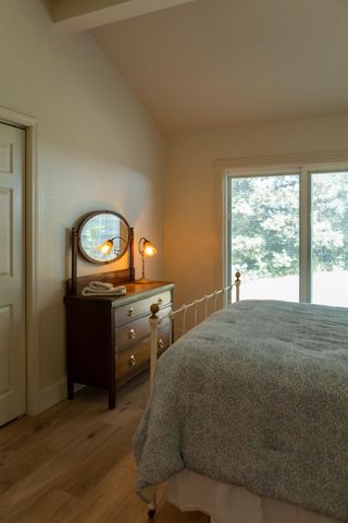 40 American River Canyon Dr, Folsom, CA 95630