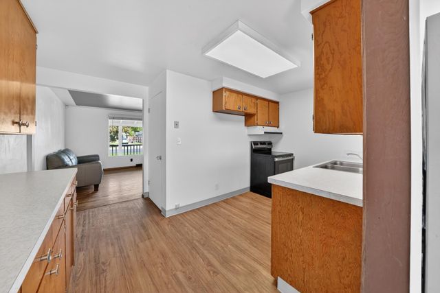4918 E Fairview Ave, Spokane, WA 99217