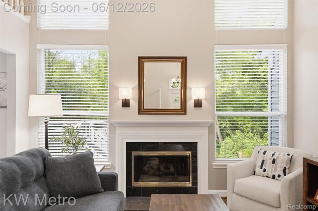 1061 Yorick Path, Wixom, MI 48393