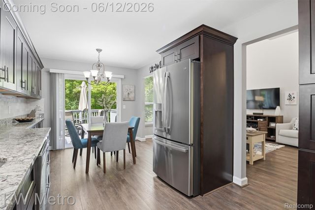 1061 Yorick Path, Wixom, MI 48393