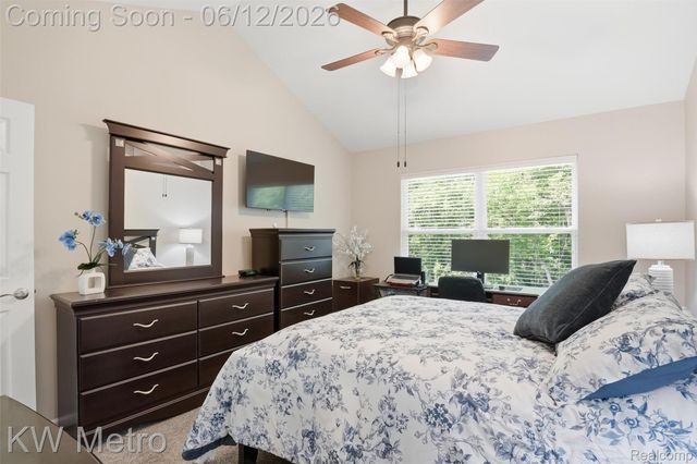1061 Yorick Path, Wixom, MI 48393