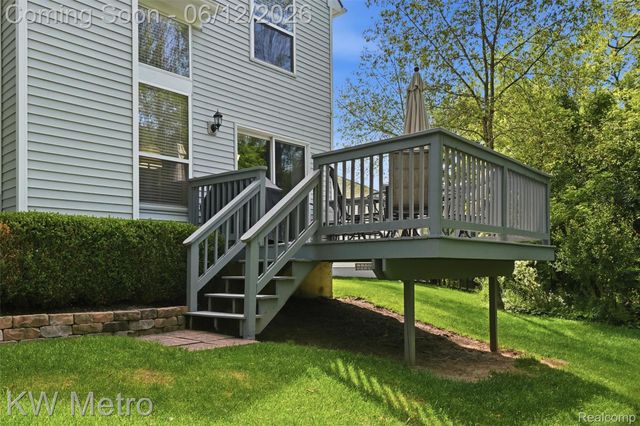 1061 Yorick Path, Wixom, MI 48393