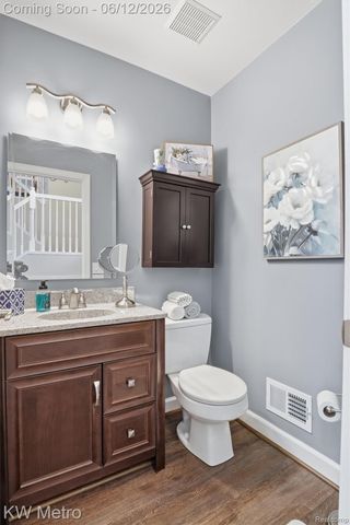 1061 Yorick Path, Wixom, MI 48393