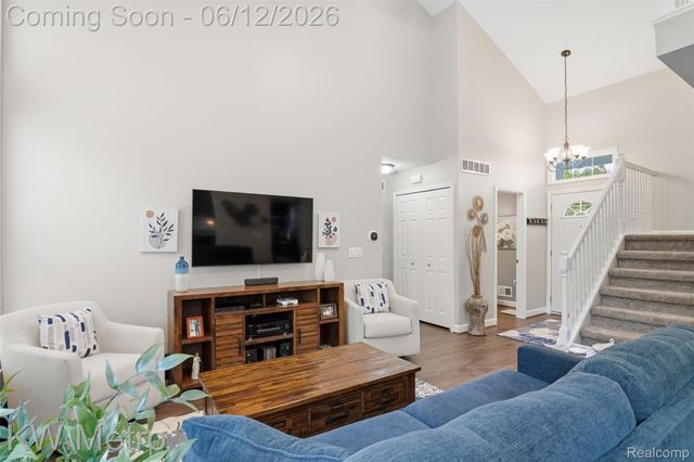 1061 Yorick Path, Wixom, MI 48393