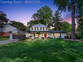 16240 Forestview Drive, Clinton Charter Township, MI 48036
