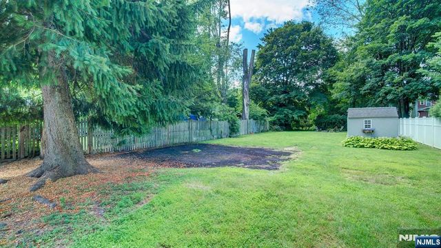 98 Wildwood Avenue, Montclair, NJ 07043