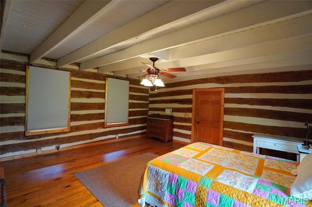 358 Highway P, Rhineland, MO 65069