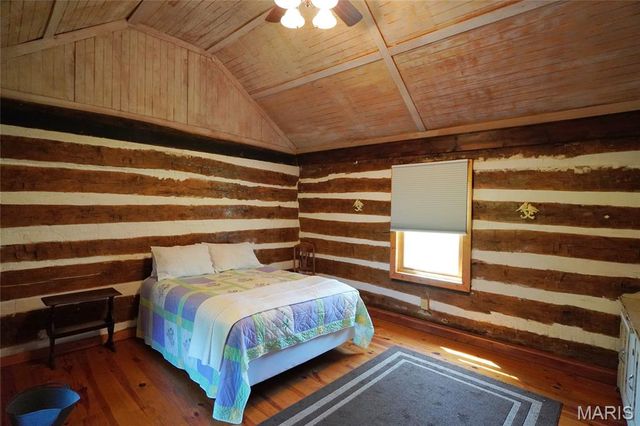 358 Highway P, Rhineland, MO 65069