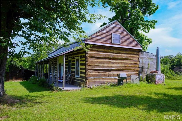 358 Highway P, Rhineland, MO 65069