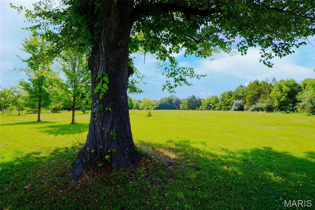 358 Highway P, Rhineland, MO 65069