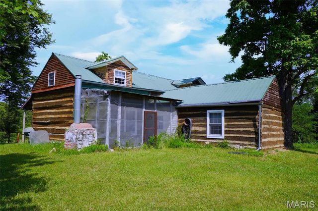 358 Highway P, Rhineland, MO 65069