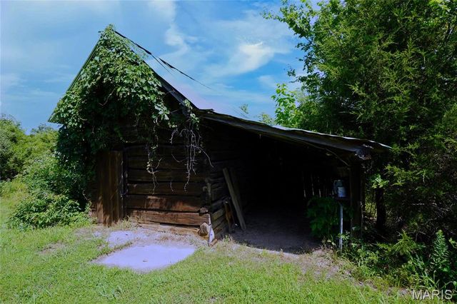 358 Highway P, Rhineland, MO 65069