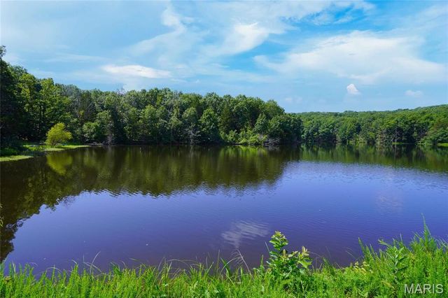 358 Highway P, Rhineland, MO 65069