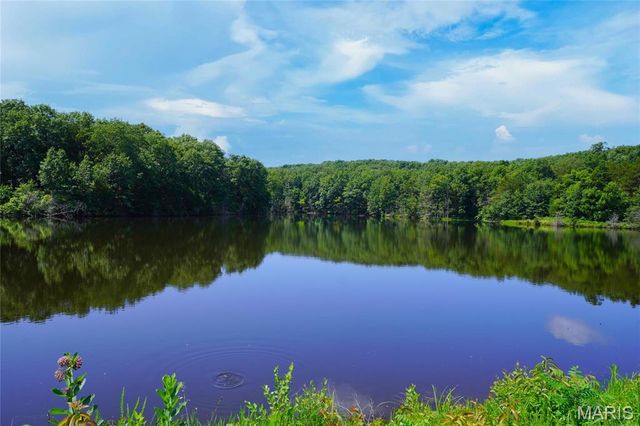 358 Highway P, Rhineland, MO 65069