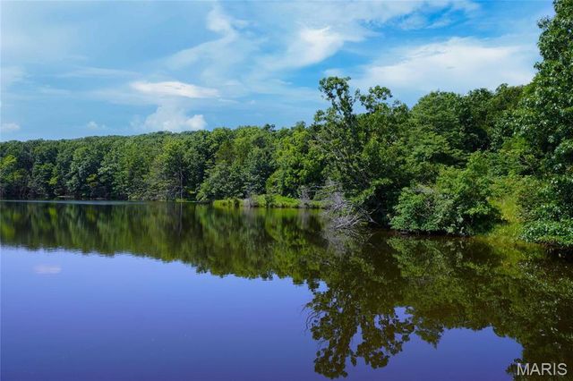 358 Highway P, Rhineland, MO 65069