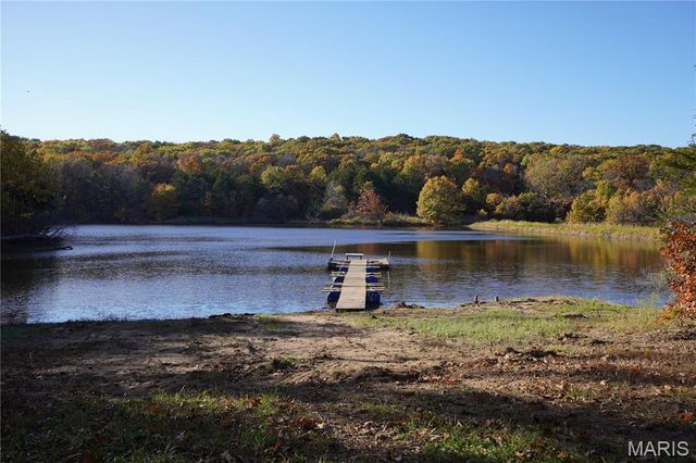 358 Highway P, Rhineland, MO 65069