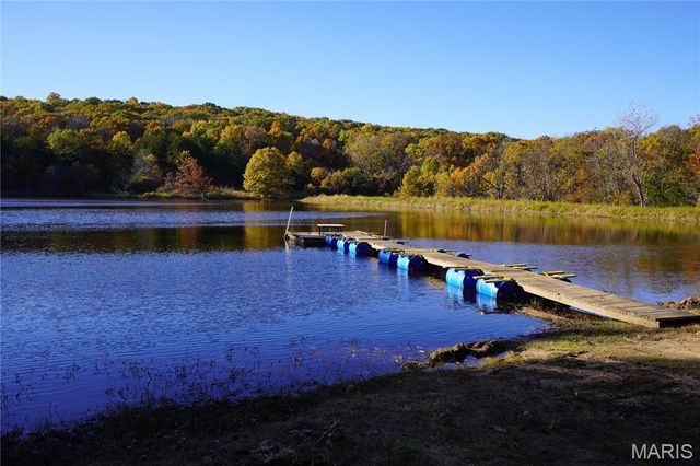 358 Highway P, Rhineland, MO 65069