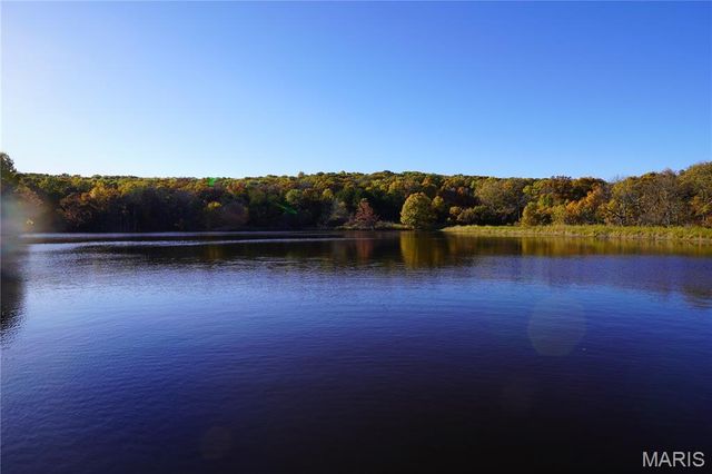 358 Highway P, Rhineland, MO 65069