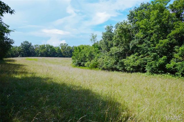 358 Highway P, Rhineland, MO 65069