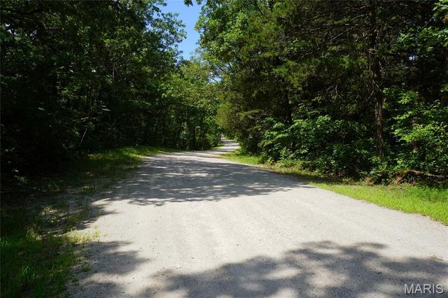 358 Highway P, Rhineland, MO 65069