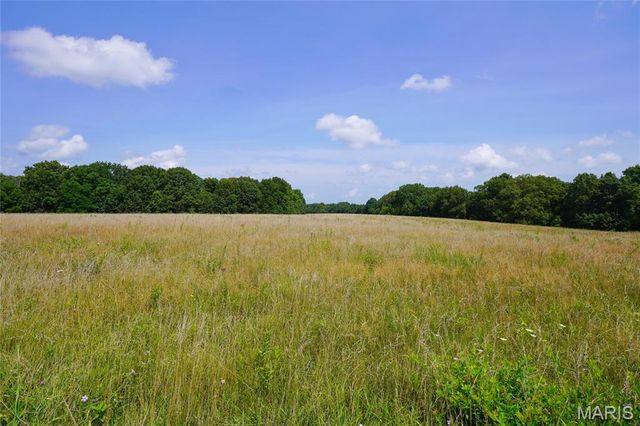 358 Highway P, Rhineland, MO 65069