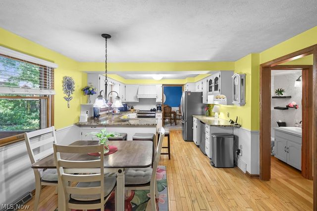 2438 Lyndon Drive, Green, OH 44685