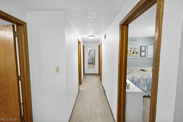 2438 Lyndon Drive, Green, OH 44685