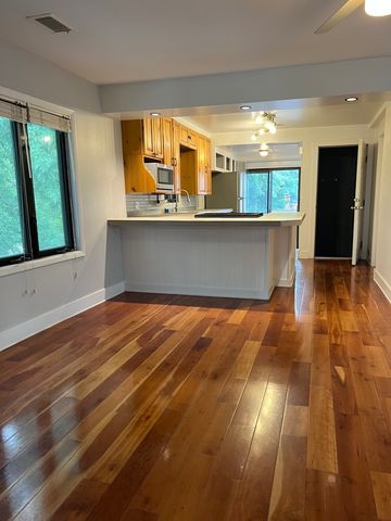 2128 N Hoyne Avenue 2, Chicago, IL 60647