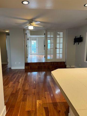 2128 N Hoyne Avenue 2, Chicago, IL 60647